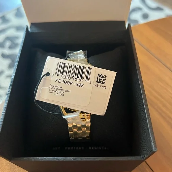 NWT!! Citizen Gold-Tone Watch with Black Dial - Picture 3 of 4